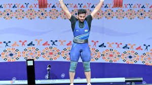 ಕಾಮನ್ವೆಲ್ತ್ ವೆಟ್‌ಲಿಫ್ಟಿಂಗ್ ಚಾಂಪಿಯನ್‌ನಲ್ಲಿ ಅಜಯ್ ಬಾಬು ವಲ್ಲೂರಿಗೆ ಚಿನ್ನ